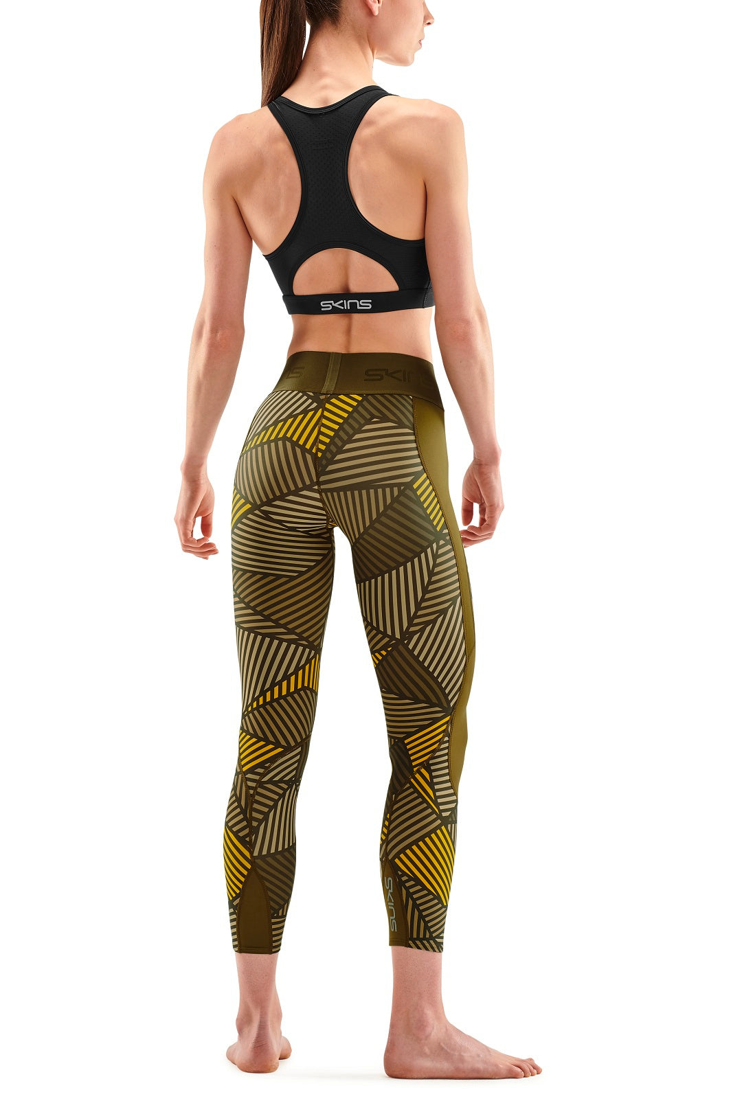 SKINS WOMEN'S COMPRESSION LONG TIGHTS 3-SERIES - OLIVE ANGLE