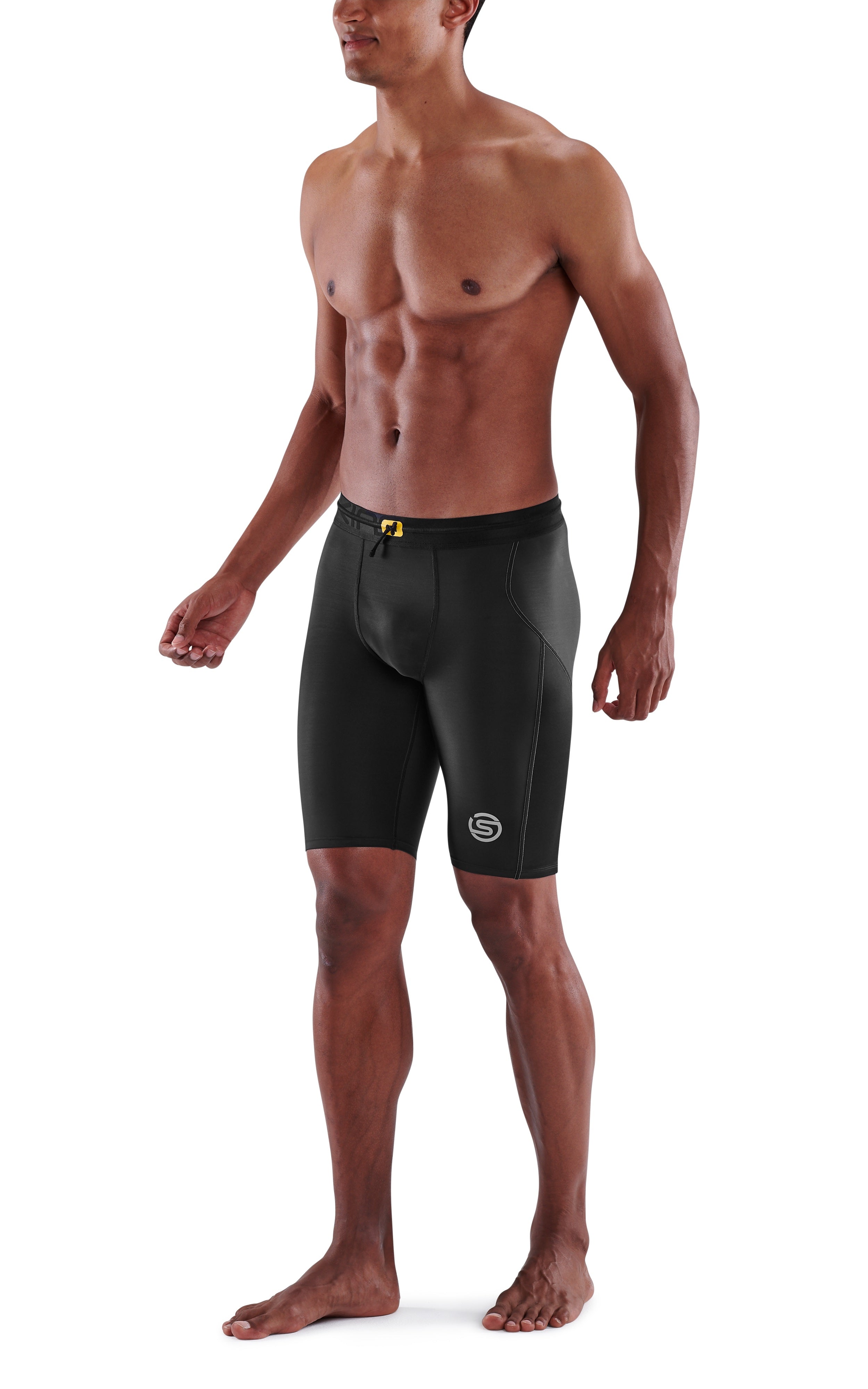 SKINS MEN'S COMPRESSION HALF TIGHTS 3-SERIES - BLACK