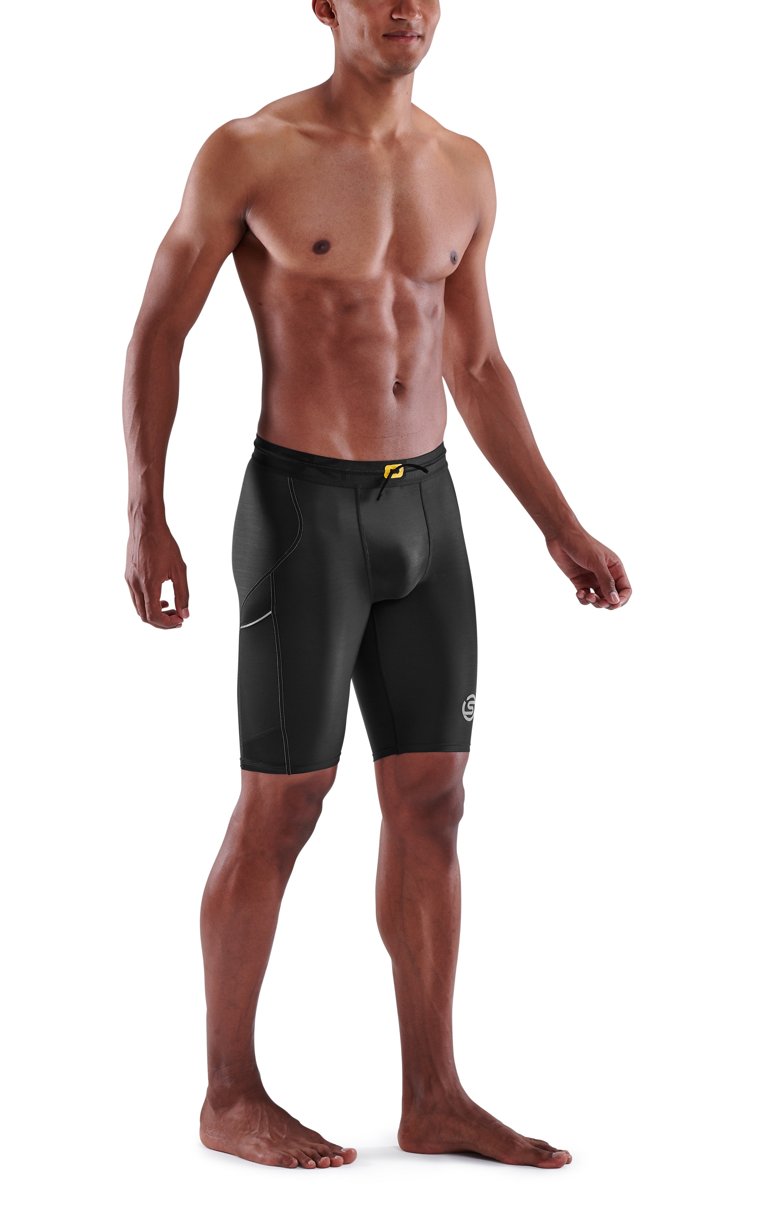 SKINS MEN'S COMPRESSION HALF TIGHTS 3-SERIES - BLACK