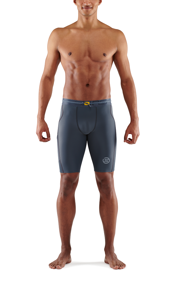 SKINS MEN'S COMPRESSION HALF TIGHTS 3-SERIES - CHARCOAL